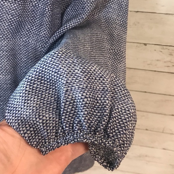 Joie Textural Print Addie B 100% Silk Blouse - Picture 7 of 8